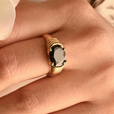 Black onyx agate ring