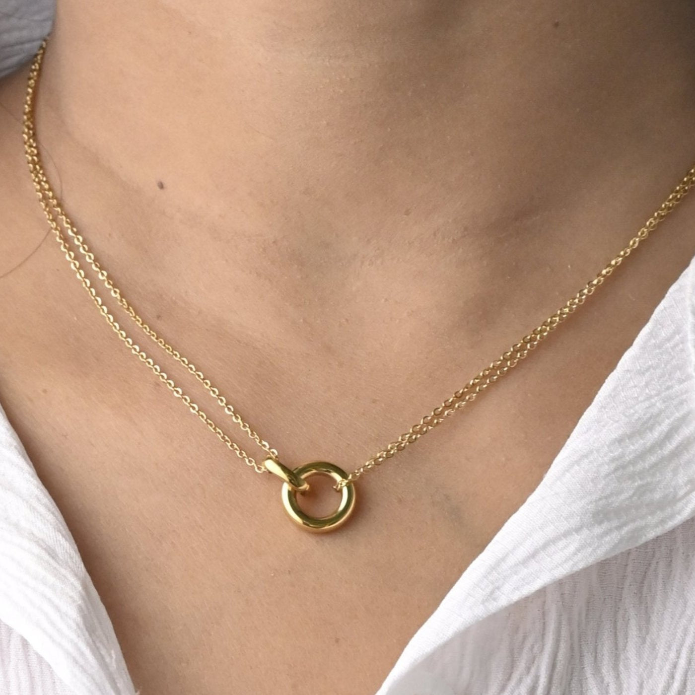 Circle Pendant Necklace