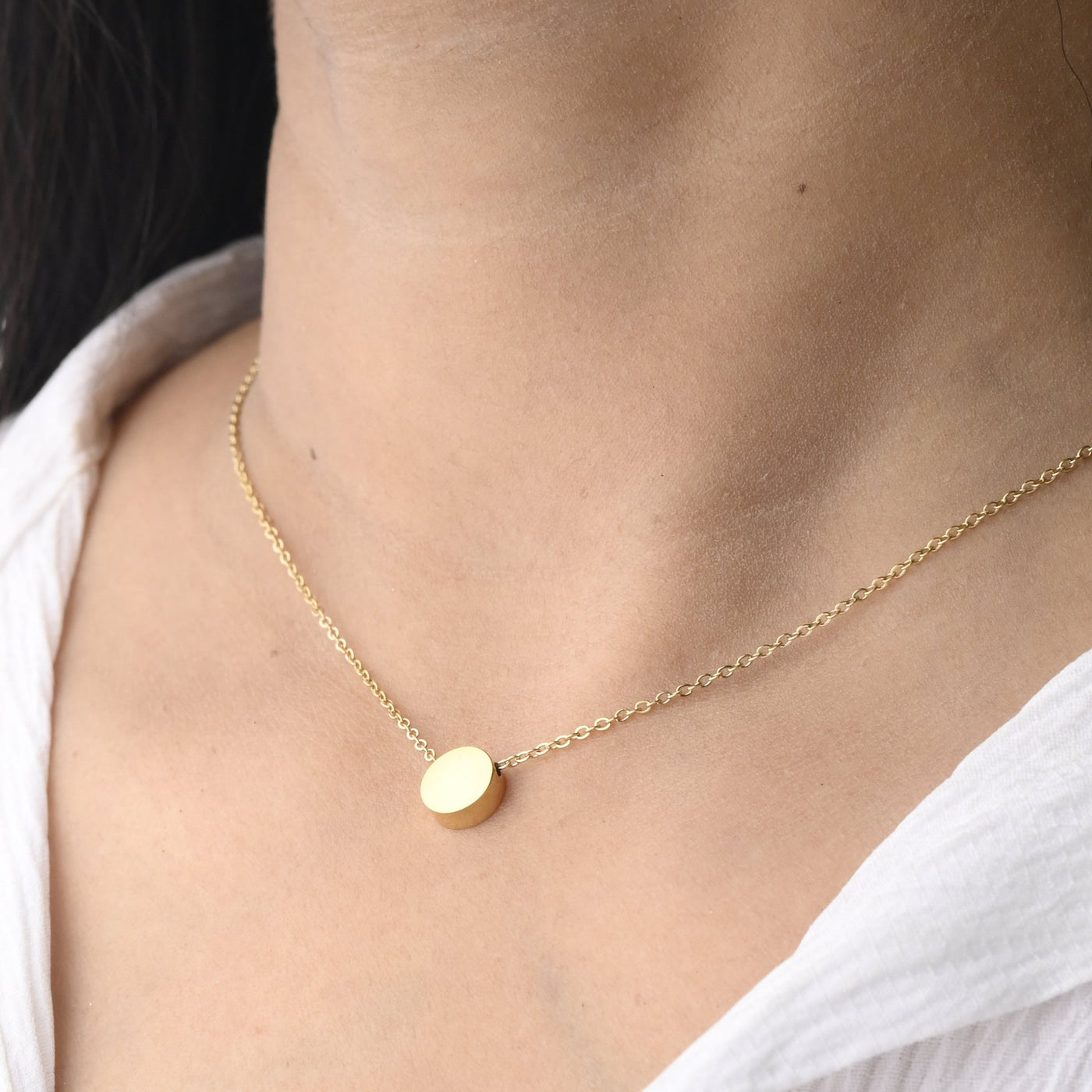 Gold Pendant Necklace