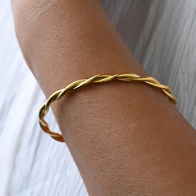 Twisted Bangle Bracelet