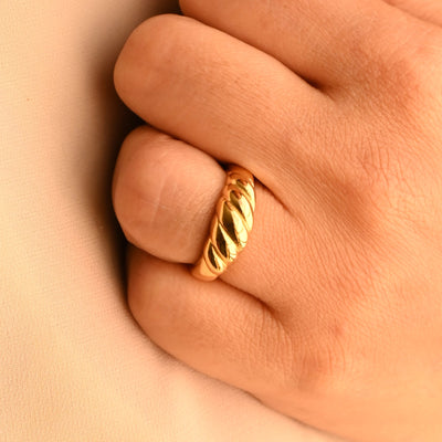 Dainty Dome Ring