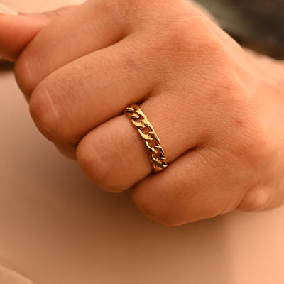 Dainty Cuban Link Ring