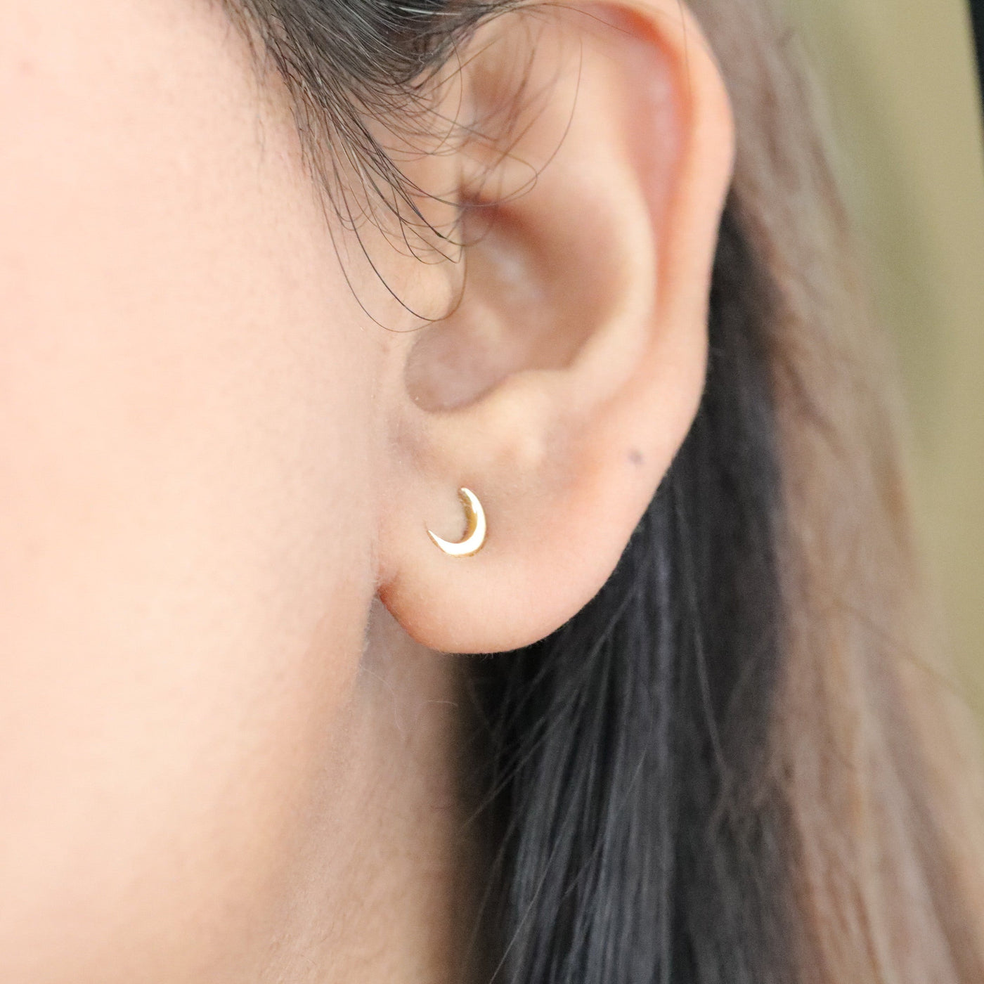 18K Gold-Filled Crescent Moon Earrings | Dainty 925 Sterling Silver Moon Stud Earrings