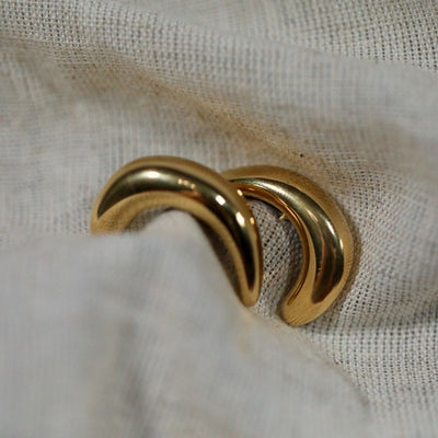 18K Gold-Filled Crescent Moon Earrings