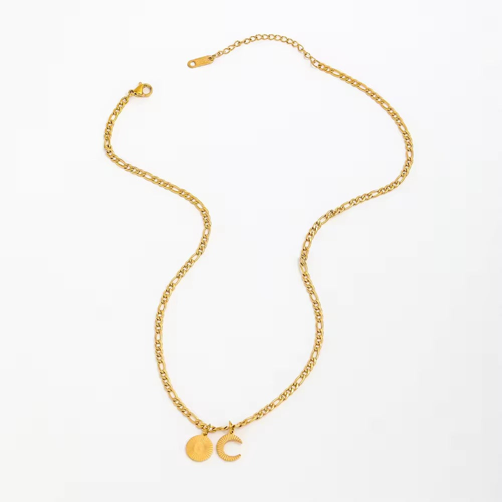 Gold Chain Pendant Necklace