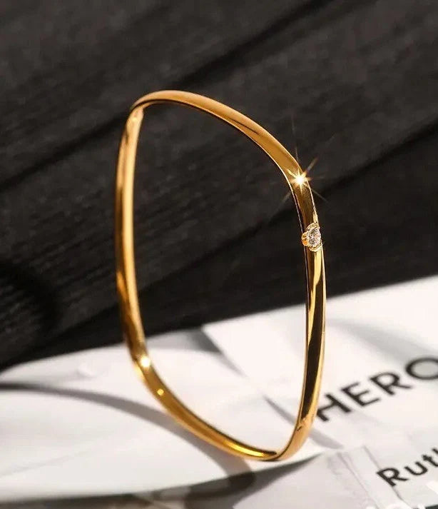 Gold Filled Zircon Bangle