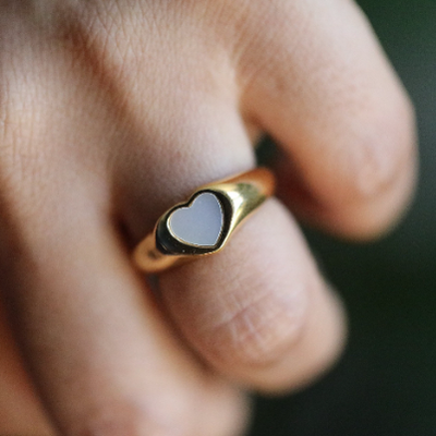 Heart Ring with White shell