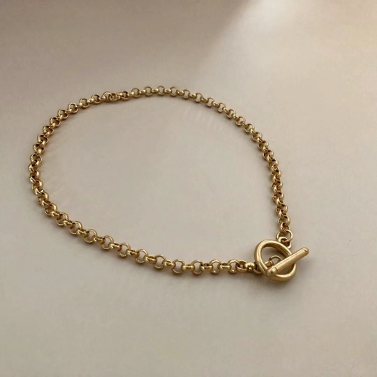 18K Gold Vintage Filled Toggle Clasp Necklace 
