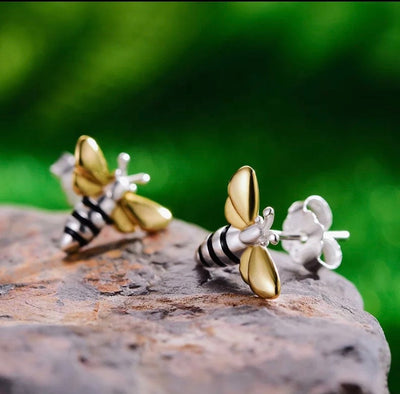  Bee stud earrings gold
