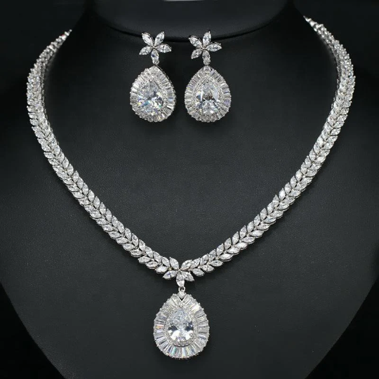Shop Online Zirconia Bridal Necklace Set.