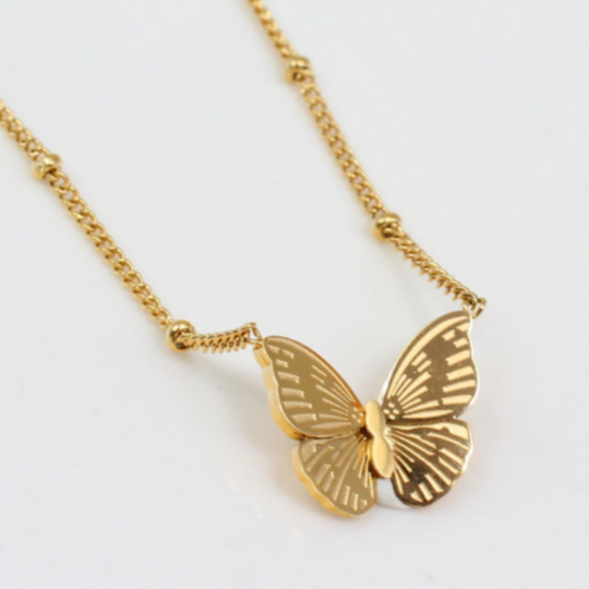 18k Gold Butterfly Necklace 