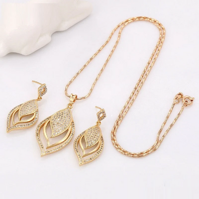 Valentines Gift Jewelry Set - 18k Gold Filled Necklace Set 