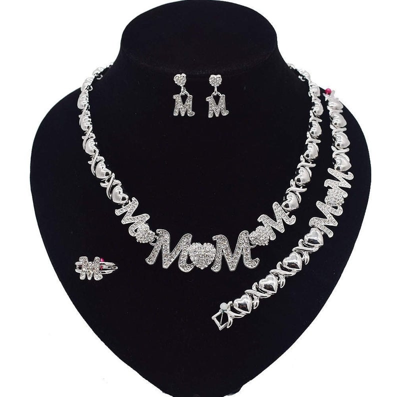 Silver MOM Necklace Set