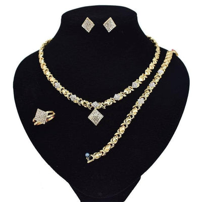 HUGS & KISSES Necklace Set