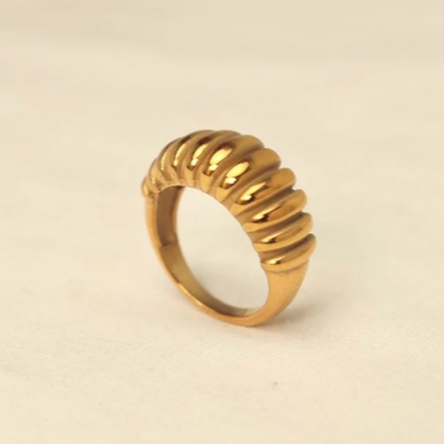 gold ribbed dome ring