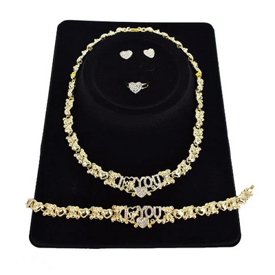 Teddy Bear Xo Necklace Set